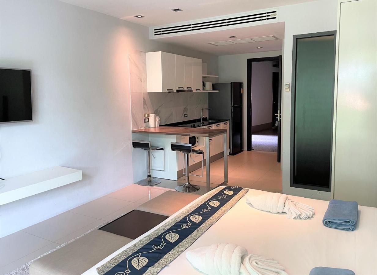 Emerald Terrace Apartments By Lofty Patong Exterior photo