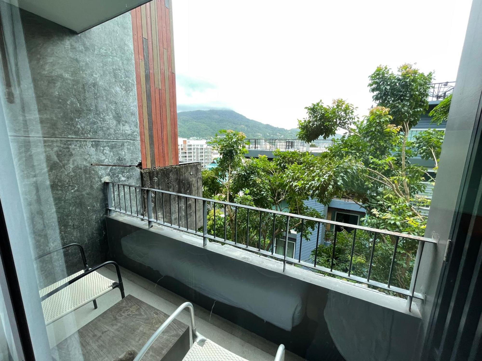 Emerald Terrace Apartments By Lofty Patong Exterior photo