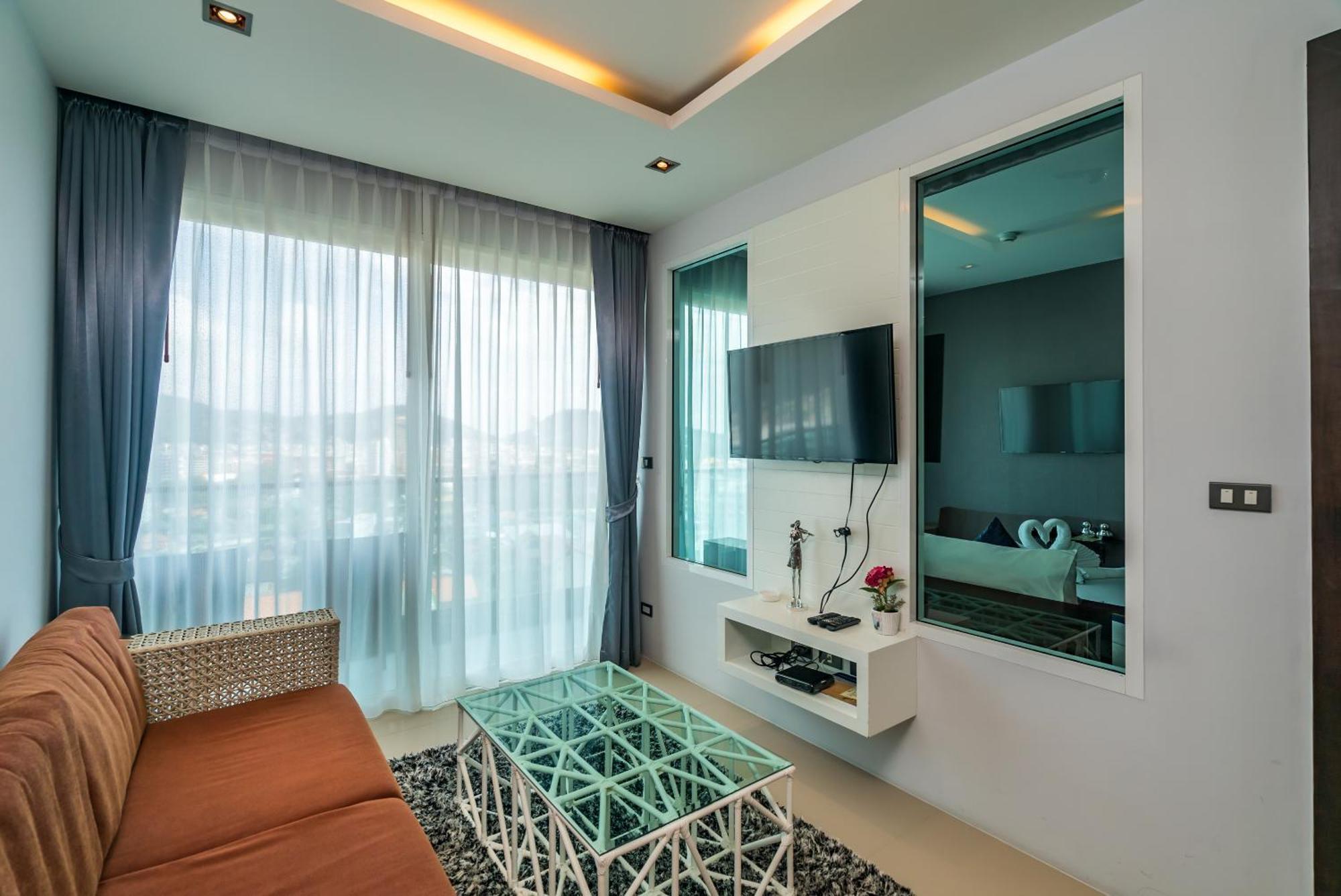 Emerald Terrace Apartments By Lofty Patong Exterior photo